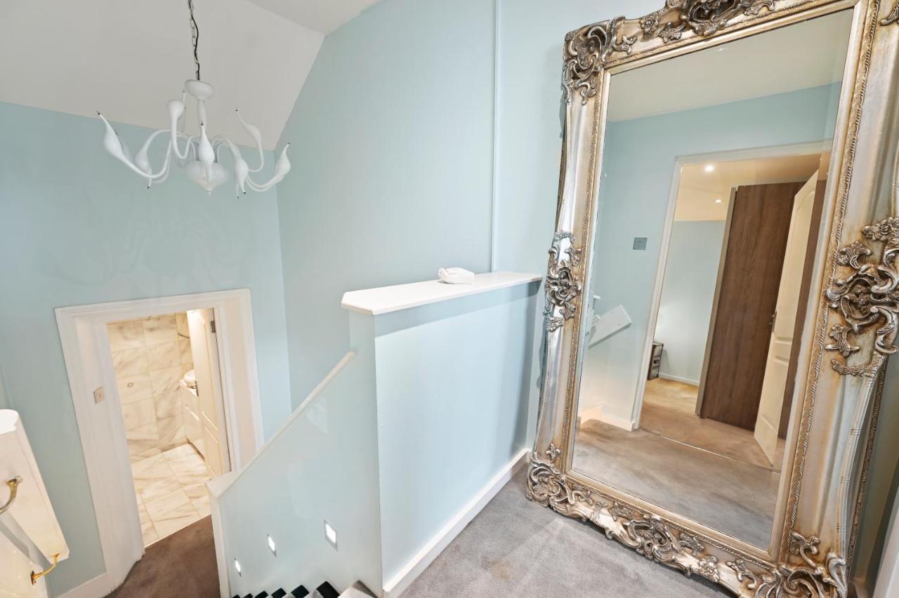 Hampstead Opulence Apartment - Luxurious Split Level Property Londra Exterior foto