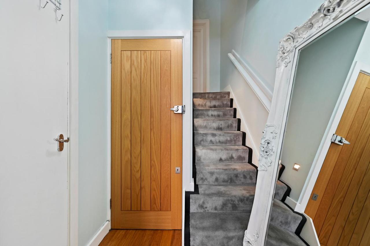 Hampstead Opulence Apartment - Luxurious Split Level Property Londra Exterior foto